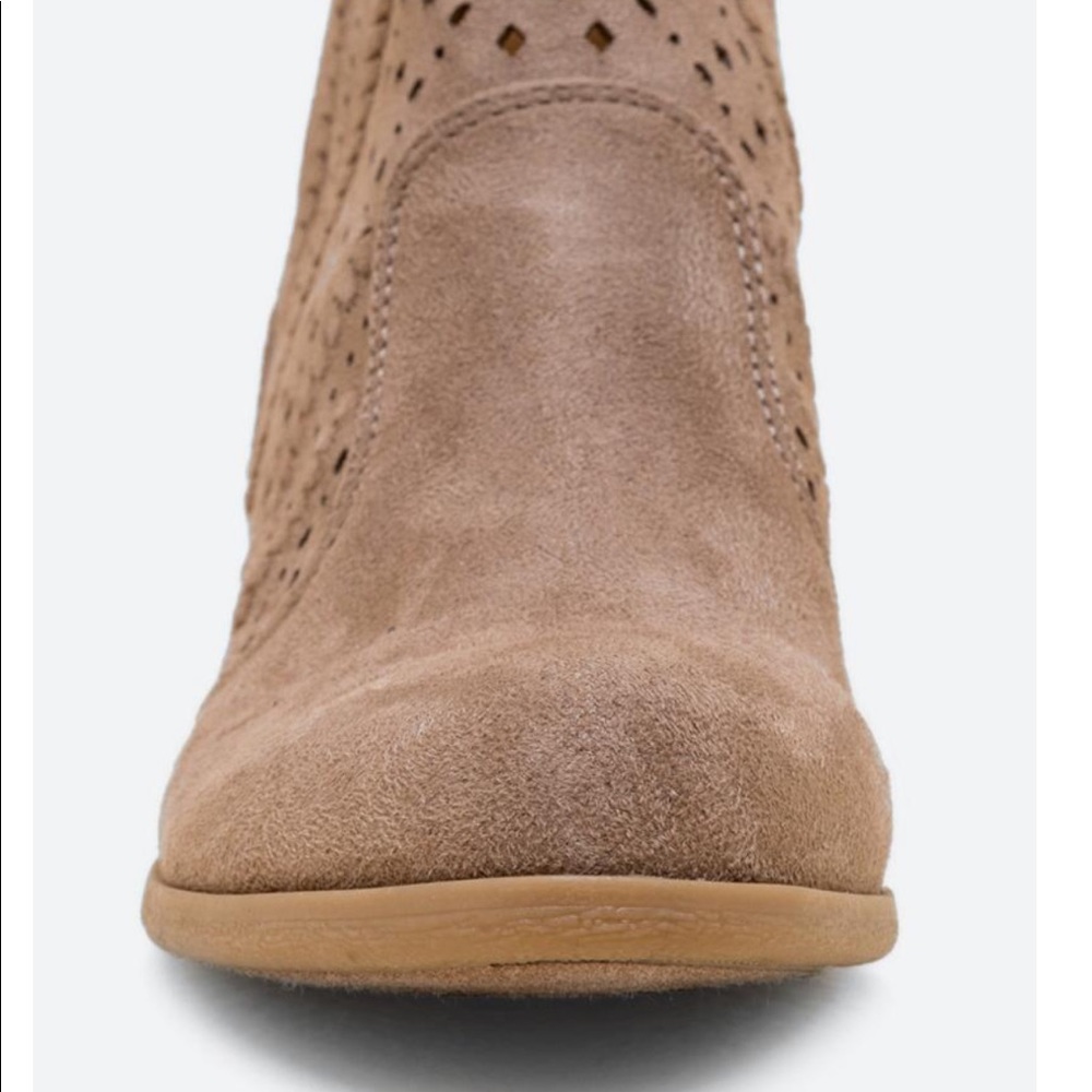 NEW Booties - - Picture 2 of 5